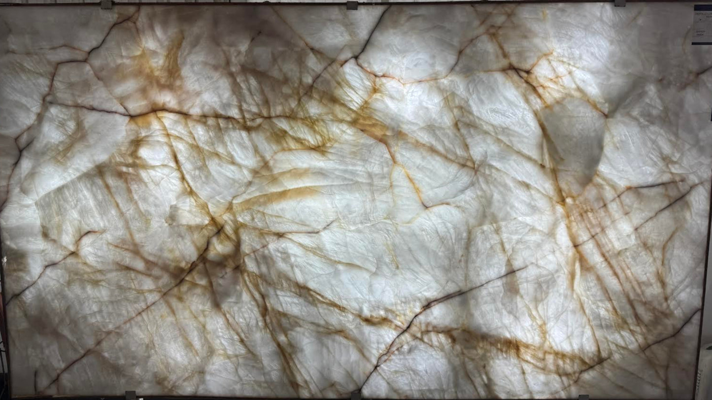 Cristallo Luminescence Quartzite 3cm